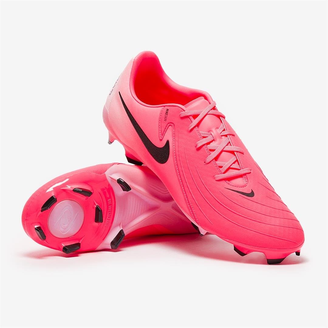 Football shoes 4